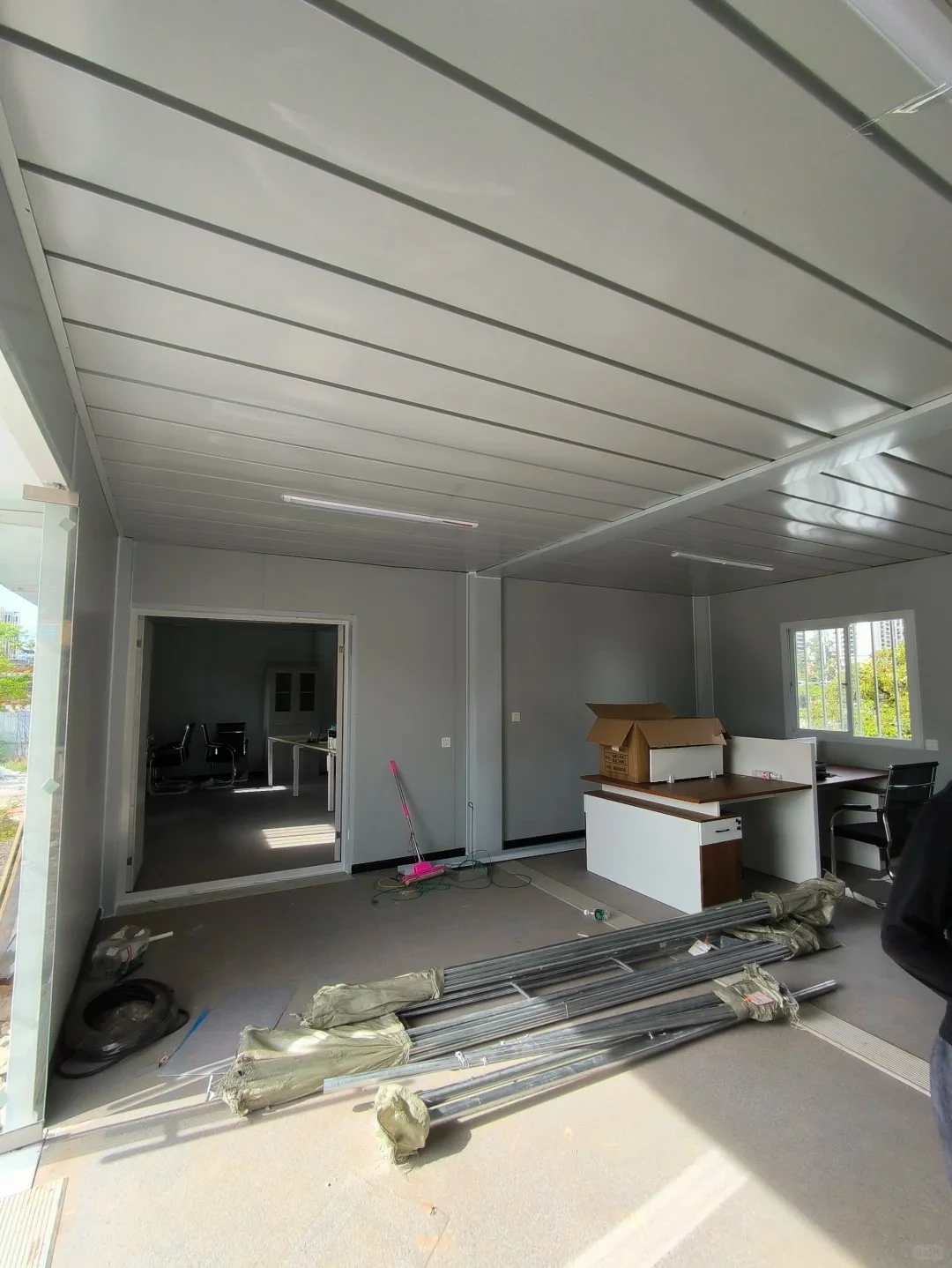 Practical Interior Layout for a Modular Site Office